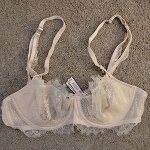Victoria's Secret pink lace cupless bra, 34C